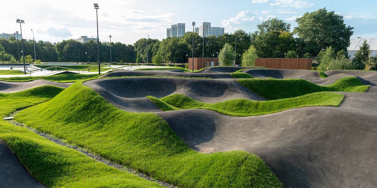 Lépésről lépésre: pump track pálya építés a közösségért